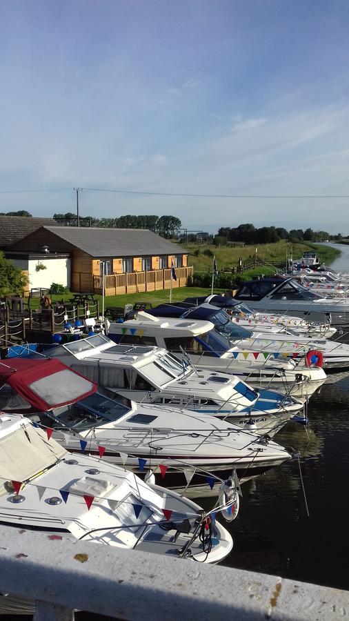 The Swan On The River Hotel Ely Exterior foto